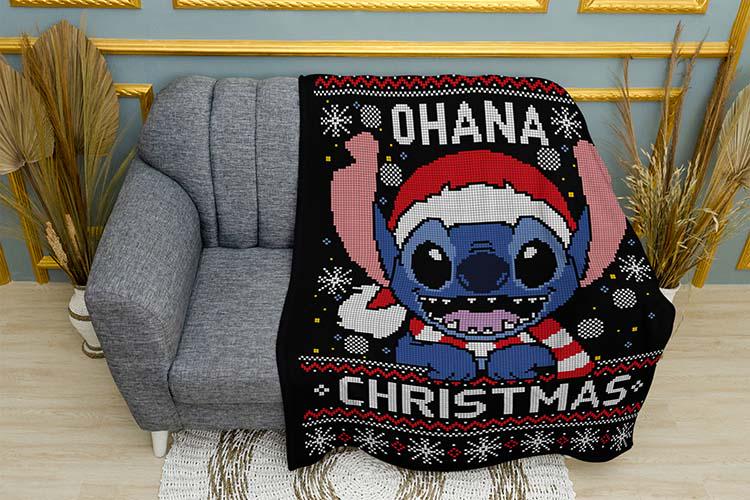 Плед плюшевий Stitch Festive Adventure одношаровий 135х150 см (114491) Плед плюшевий Stitch Festive Adventure одношаровий 135х150 см (114491)