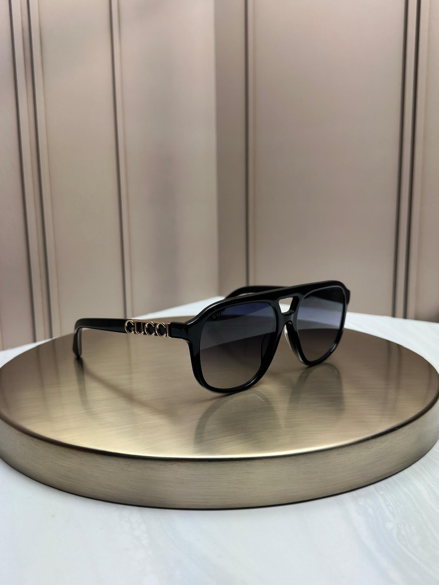 Солнцезащитные очки Gucci GG1188S линза градиент Черный