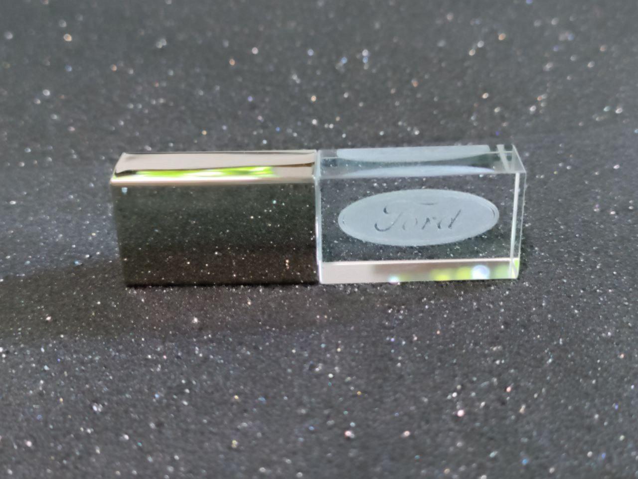 Флешка з логотипом Ford 32 ГБ (1409368987)