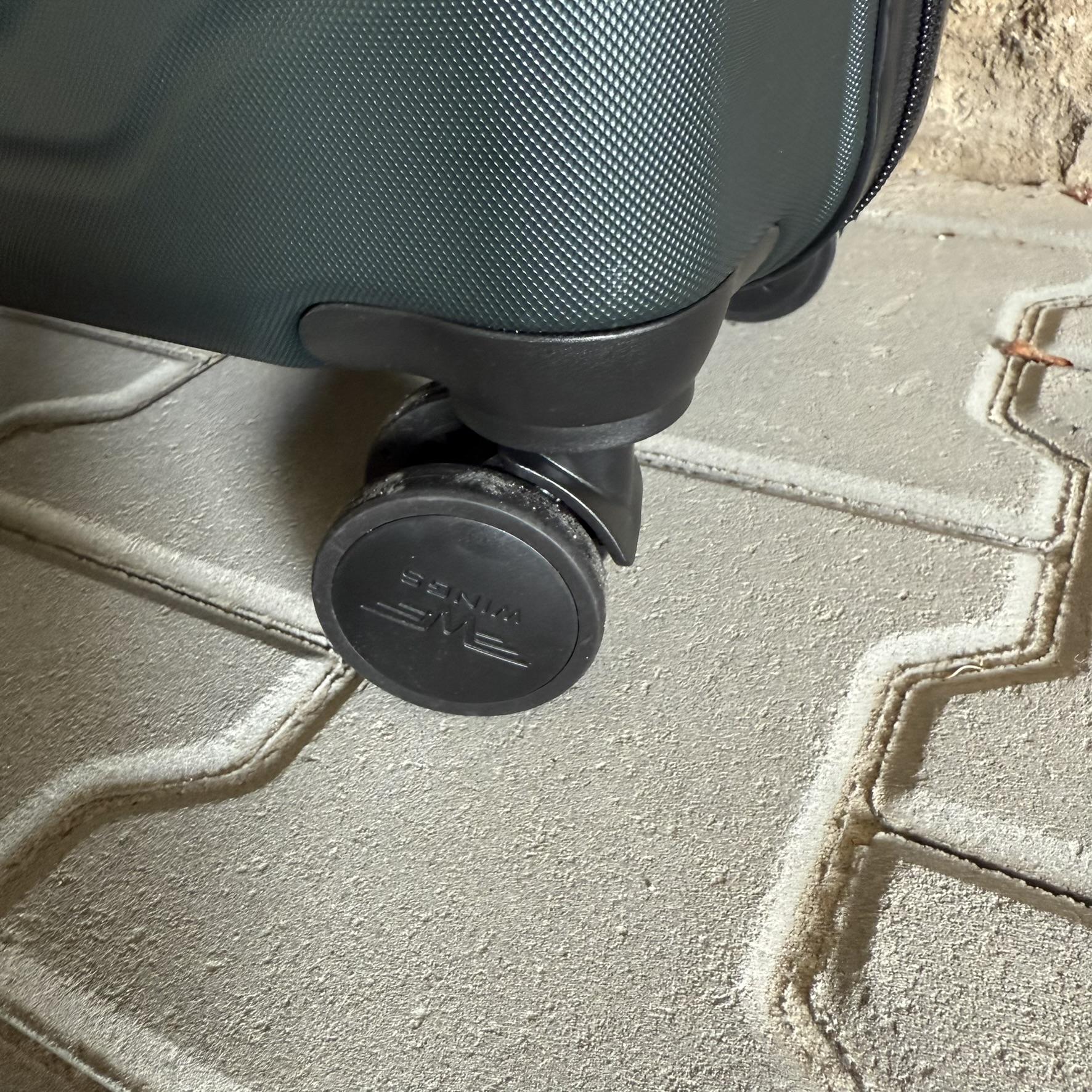 Чемодан Wings PEA01 дорожный М Зеленый (26557302) - фото 8 Чемодан Wings PEA01 дорожный М Зеленый (26557302) - фото 8