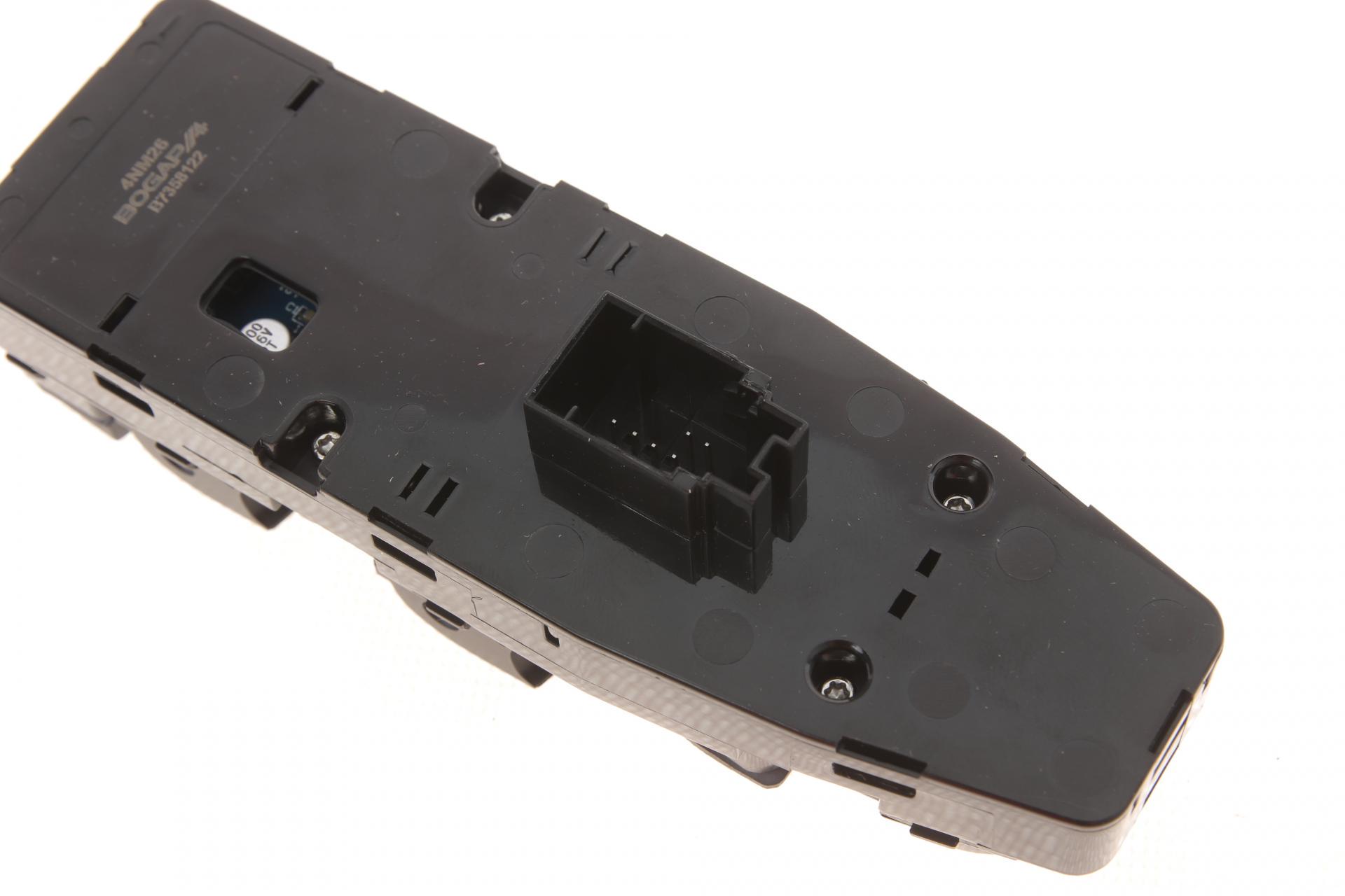 Кнопка стеклоподъемника BOGAP L BMW 5 F10 11-16 B47/N20/N47/N52/N53/N55/N57/S63 блок B7358122