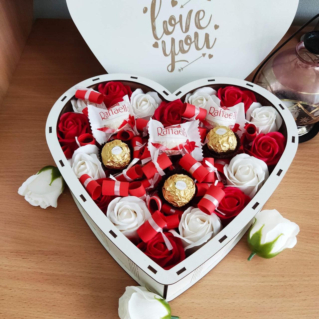 Бокс с конфетами и 101 причиной Почему я тебя люблю (ar52)