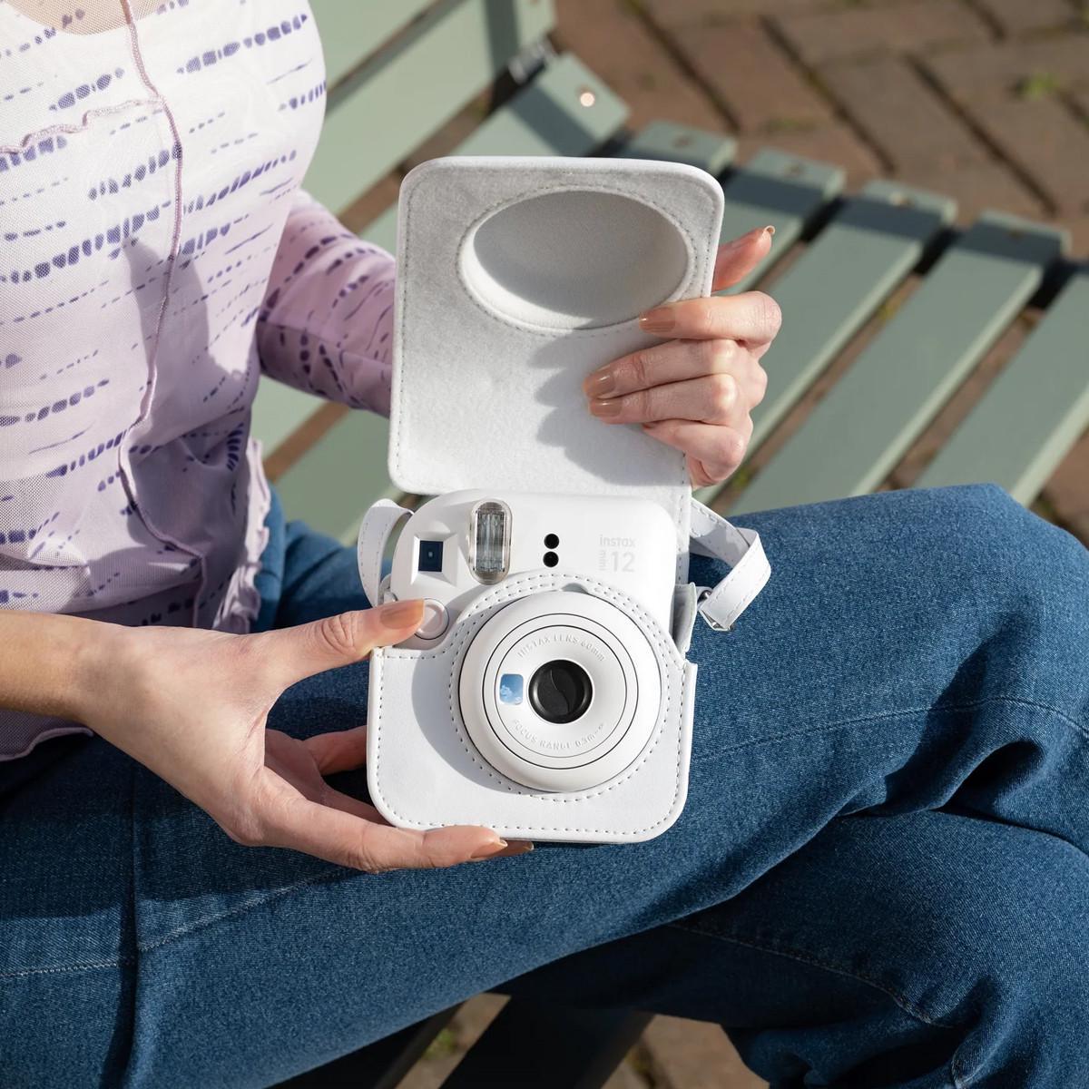 Подарунковий набір Fujifilm Instax Mini 12 фотопапір 20 шт./чохол/фотоальбом 108 фото/рамка Білий - фото 9 Подарунковий набір Fujifilm Instax Mini 12 фотопапір 20 шт./чохол/фотоальбом 108 фото/рамка Білий - фото 9