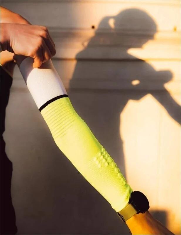 Рукави Compressport ArmForce Ultralight T3White/Safe Yellow - фото 5