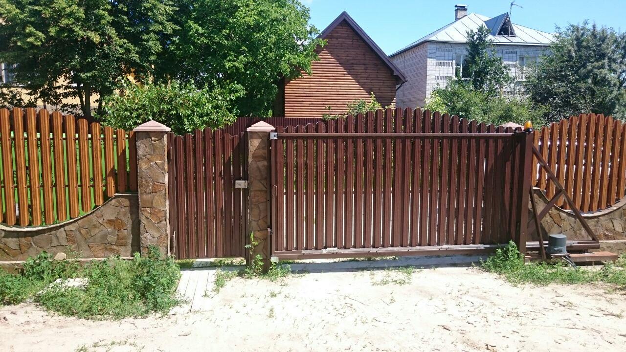 Евроштакетник металлический 3-Д 2 м 0,4 мм 3-Д Темное дерево (za-18456/2) - фото 4 Евроштакетник металлический 3-Д 2 м 0,4 мм 3-Д Темное дерево (za-18456/2) - фото 4