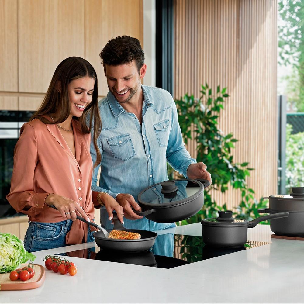 Ковш с крышкой BergHOFF Leo Stone+ 2 л (3950591) - фото 3 Ковш с крышкой BergHOFF Leo Stone+ 2 л (3950591) - фото 3