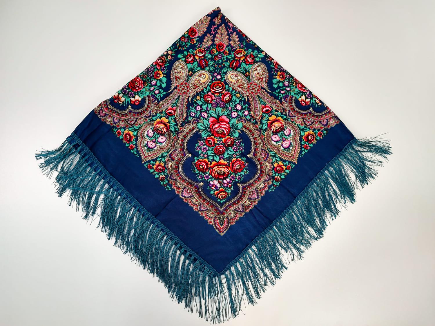 Платок в народном стиле Букет цветов 120х120 см Темно-синяя М13 (29416818)