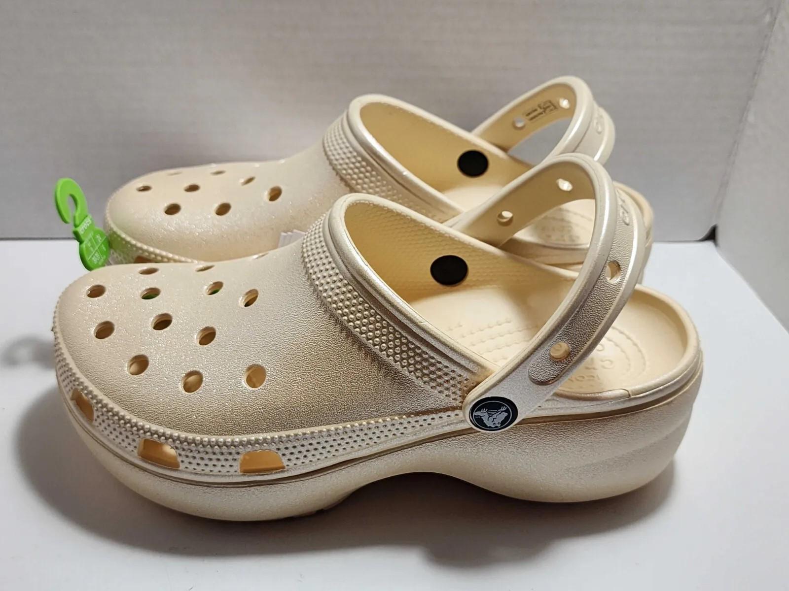 Сабо с блестками Crocs Classic Platform Shimmer р. 40-41 Vanilla (14266731) - фото 11 Сабо с блестками Crocs Classic Platform Shimmer р. 40-41 Vanilla (14266731) - фото 11