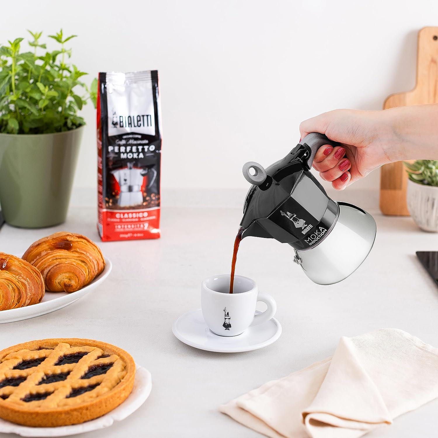 Гейзерная кофеварка Bialetti Moka Induction на 2 чашки 150 мл для индукционной плиты Черный (0006932) - фото 2