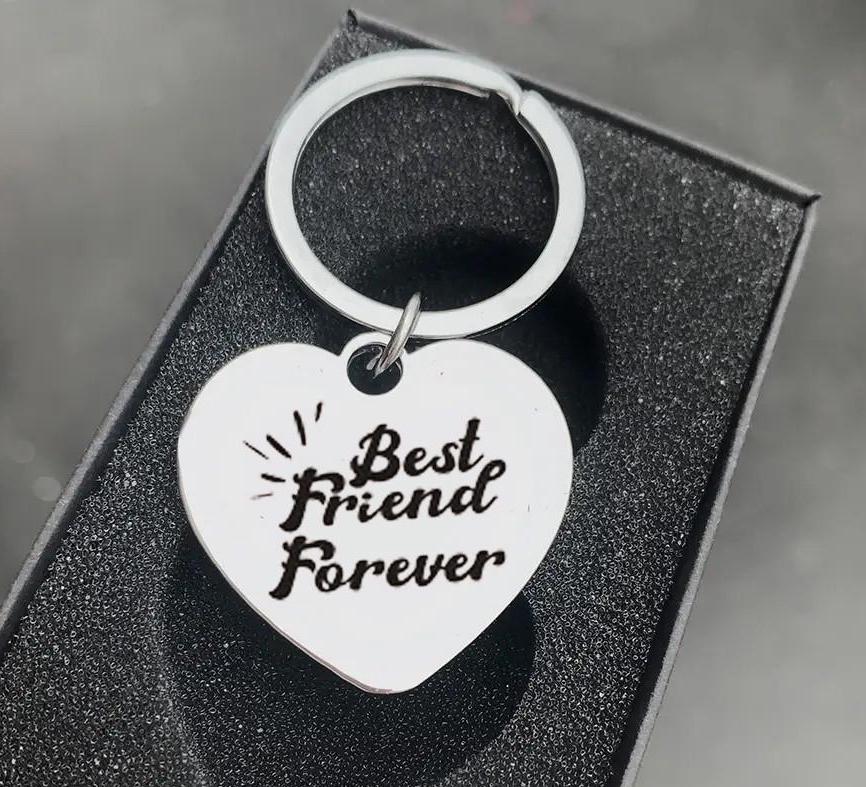 Брелок-сердечко с гравировкой "Кращі друзі назавжди" (БС0001)