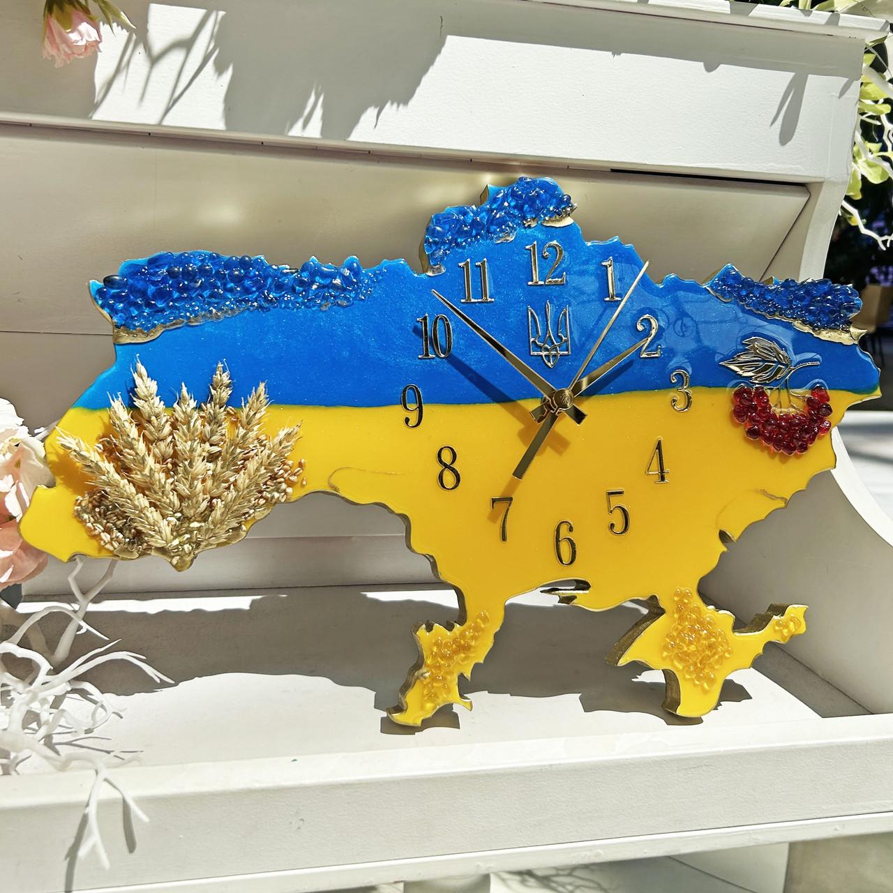 Часы настенные из эпоксидной смолы Карта Украины 60х38 см