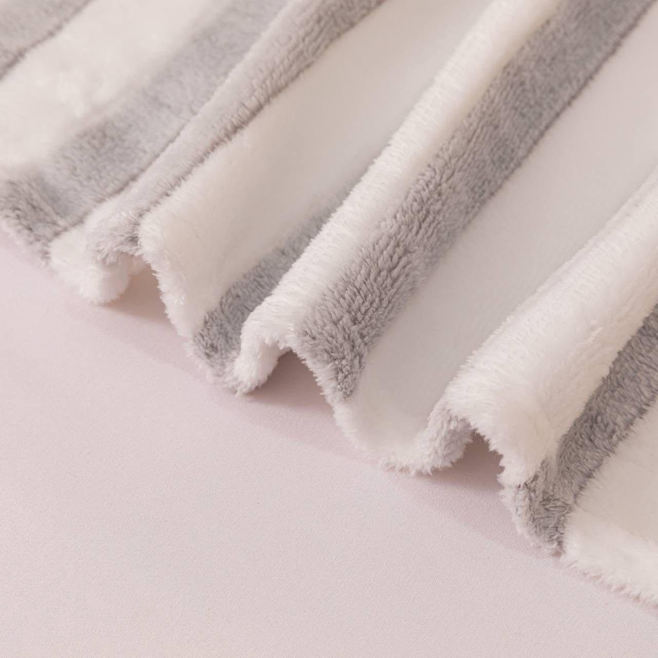 Плед-покрывало Malloory Home Плюшевый из микрофибры Коты 200x230 см Бело-серый (1873-1) - фото 4 Плед-покрывало Malloory Home Плюшевый из микрофибры Коты 200x230 см Бело-серый (1873-1) - фото 4