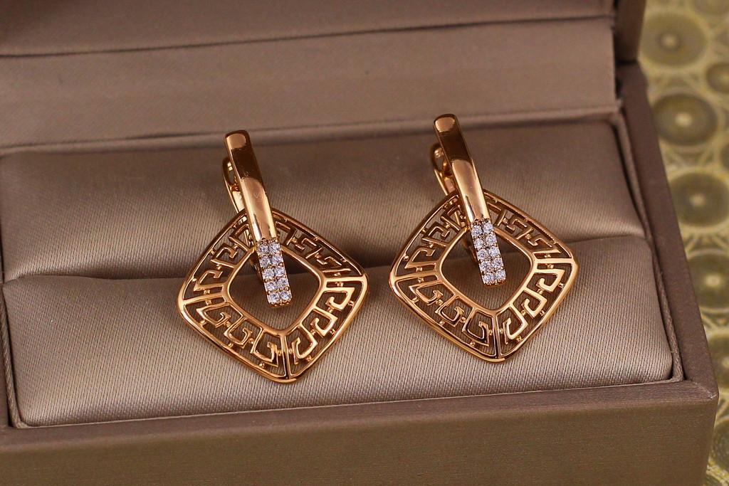Серьги Xuping Jewelry Ромб с греческим узором 2,8 см Золотистый (2271313757)