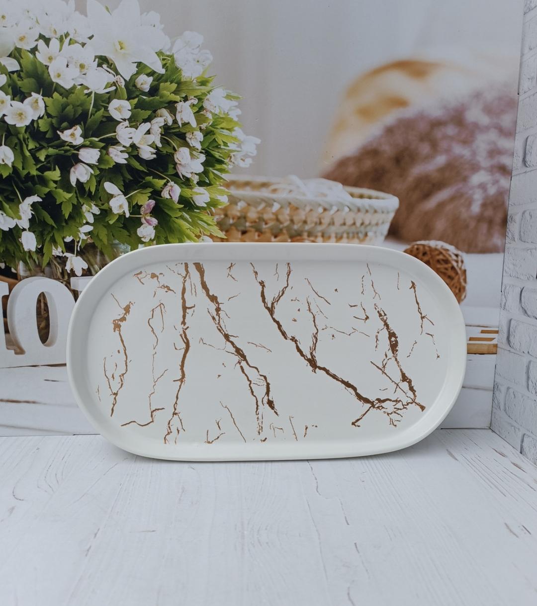 Блюдо овальное BonaDi 805-710 фарфор 30х16,5х2,5 см Белый из золотой (17676362) Блюдо овальное BonaDi 805-710 фарфор 30х16,5х2,5 см Белый из золотой (17676362)