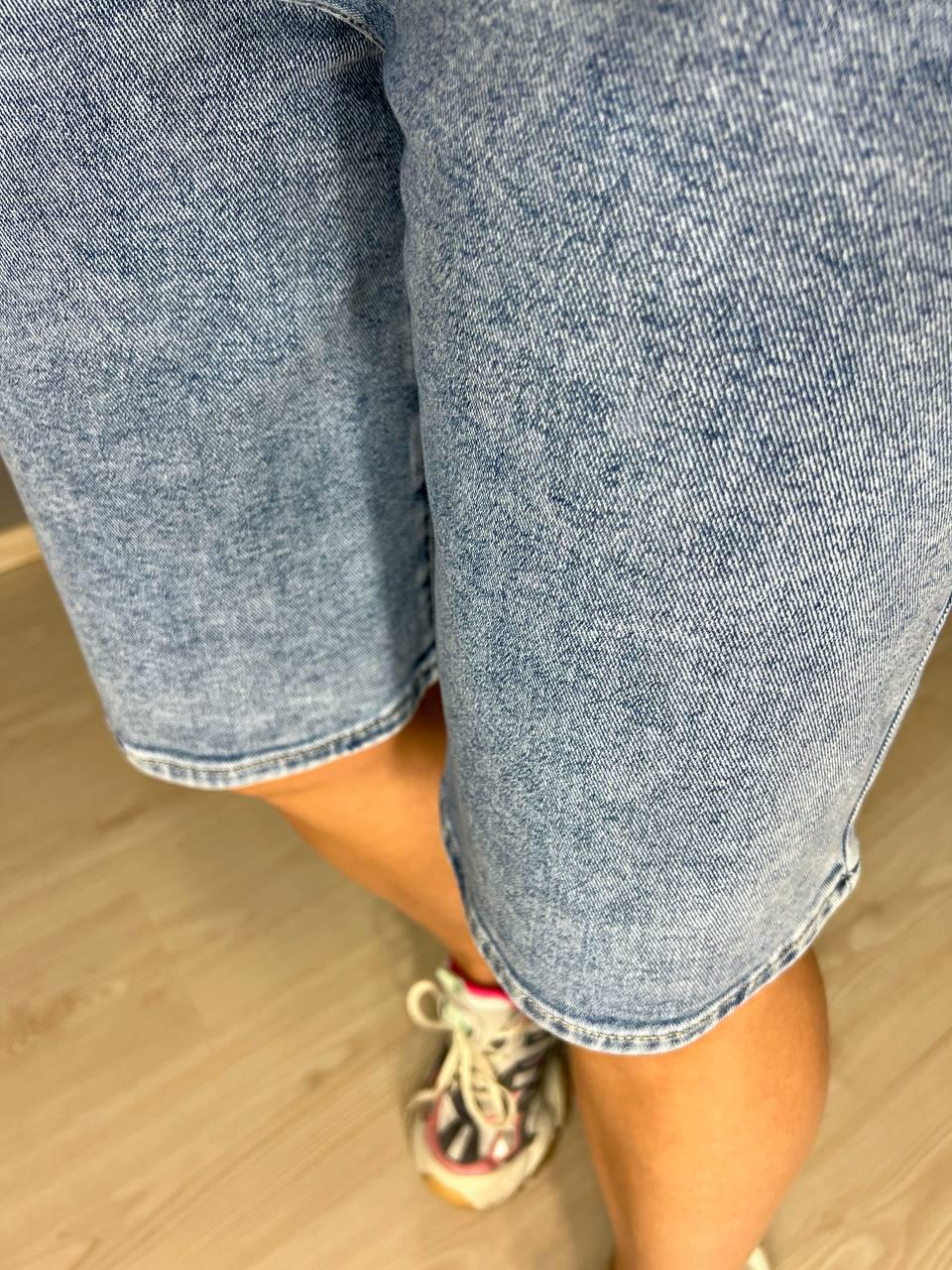 Шорти жіночі джинсові Liana 4-002 бермуди класичні середня довжина до колін стрейчеві р. 30 Блакитний (3949) - фото 4 Шорти жіночі джинсові Liana 4-002 бермуди класичні середня довжина до колін стрейчеві р. 30 Блакитний (3949) - фото 4