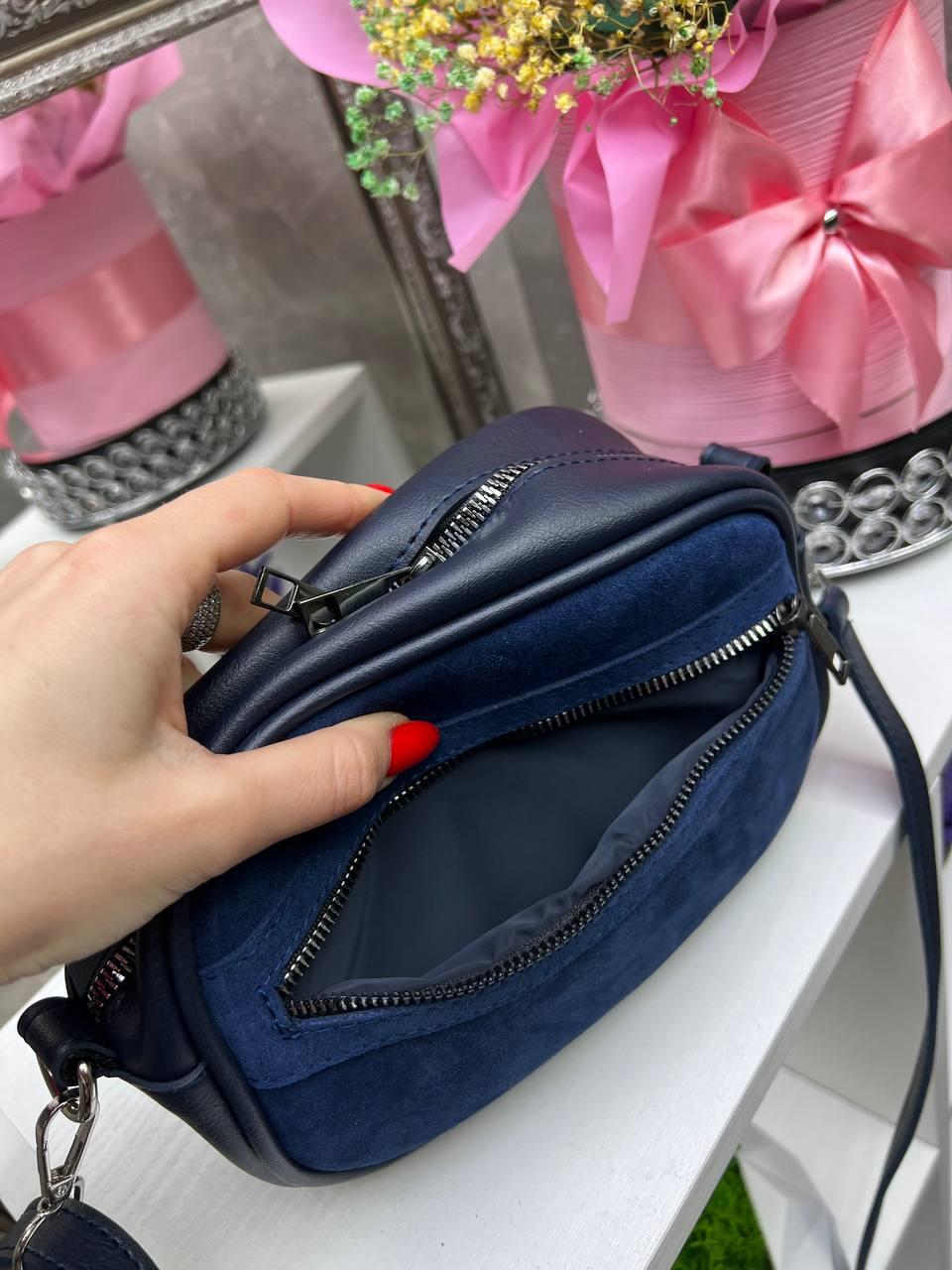 Сумка через плече жіноча сучасна міська екошкіра/натуральна замша 22х15х8 см Синій - фото 4 Сумка через плече жіноча сучасна міська екошкіра/натуральна замша 22х15х8 см Синій - фото 4