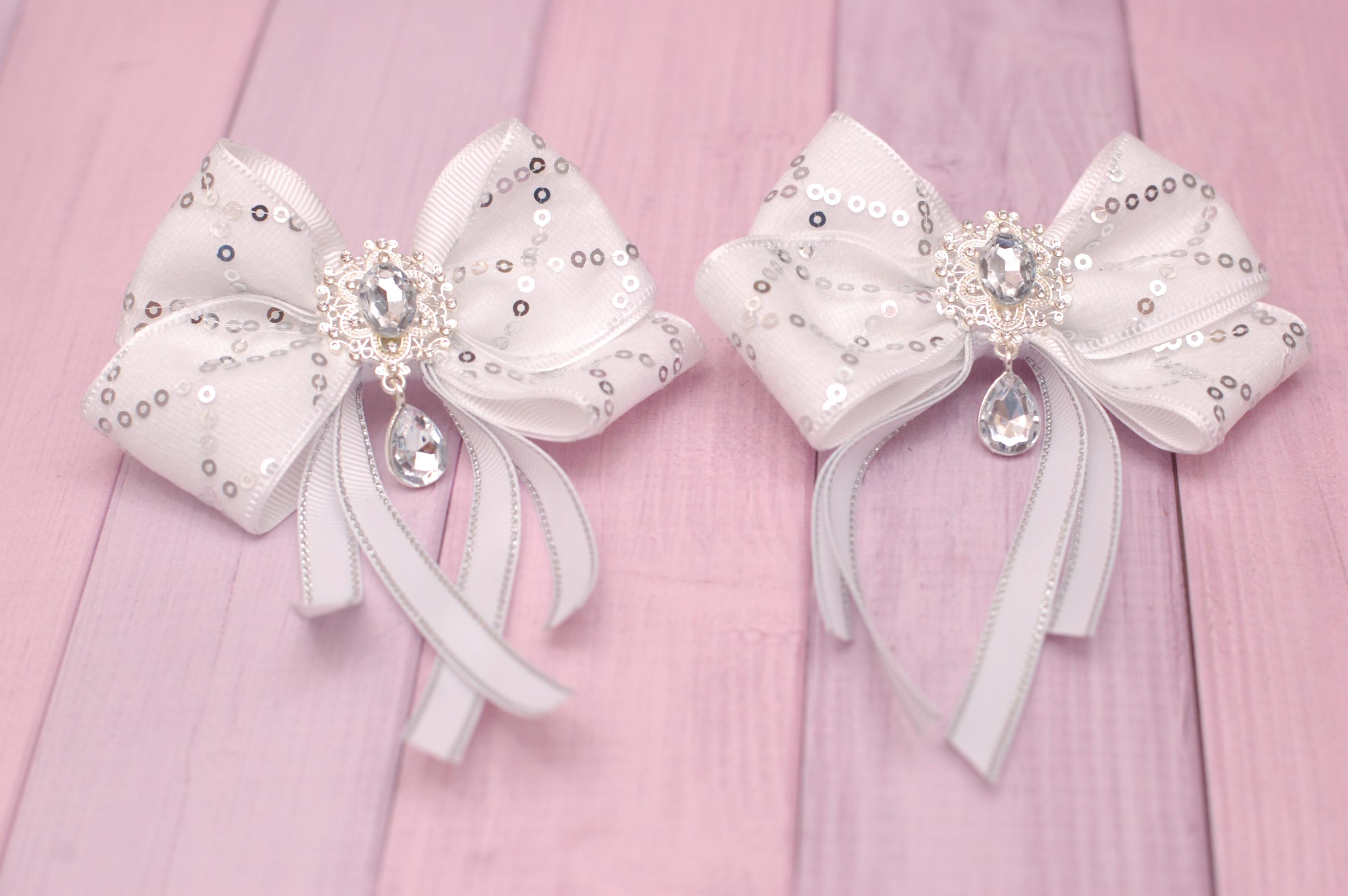 Банты на резинке для волос с пайетками и стразами 2 шт. Белый (875об) - фото 2