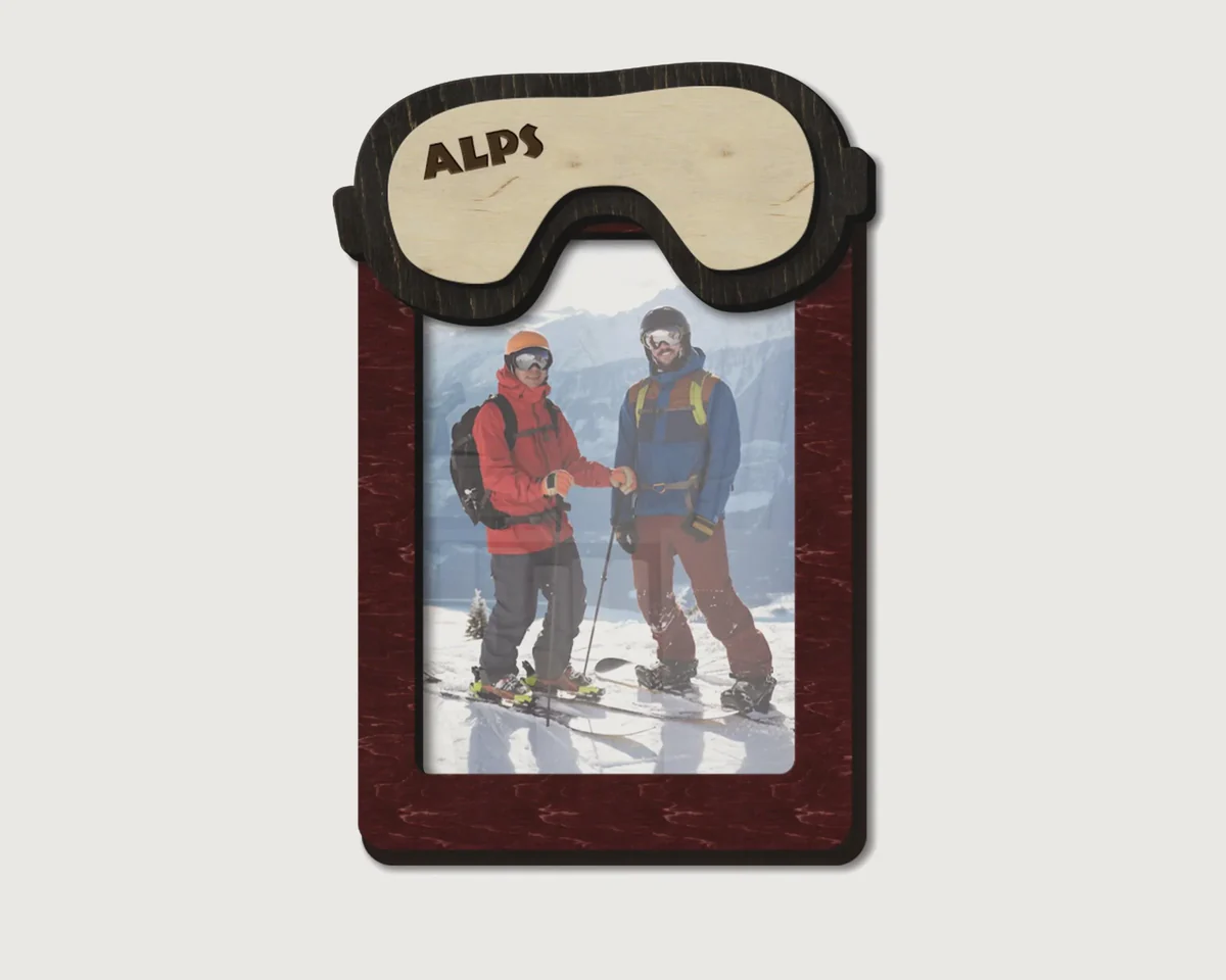 Фоторамка The Frame Depot Лыжная маска под персонализацию дерево Бордовый (snowboard_ski_mask_5x7-4)