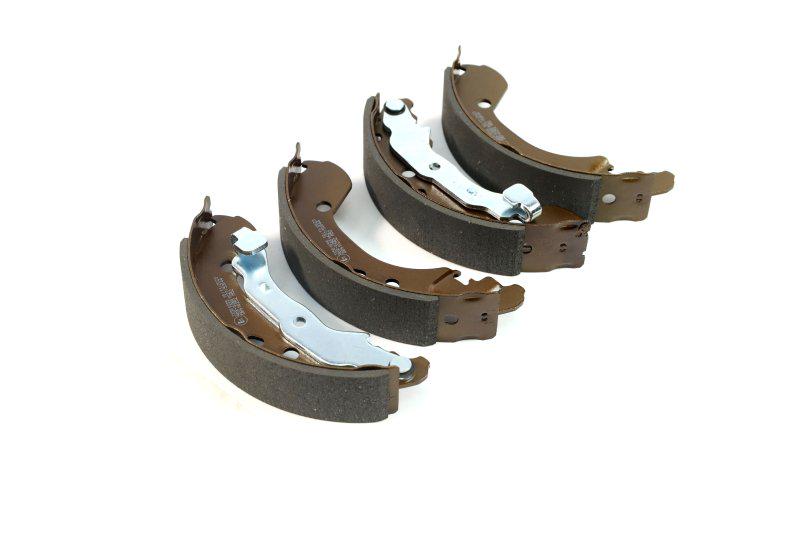 Тормозные колодки барабанные Jakoparts для Nissan Micra задние (J3501055)