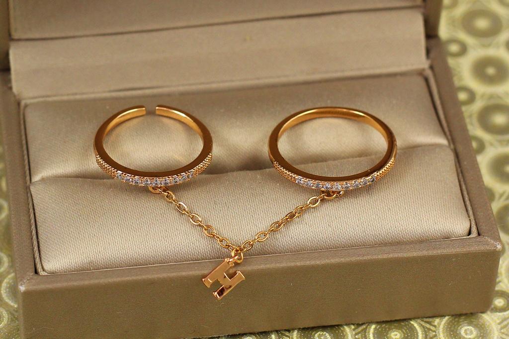 Набор колец к Xuping Jewelry соединены цепочкой 2 шт. Золотистый (32899090)