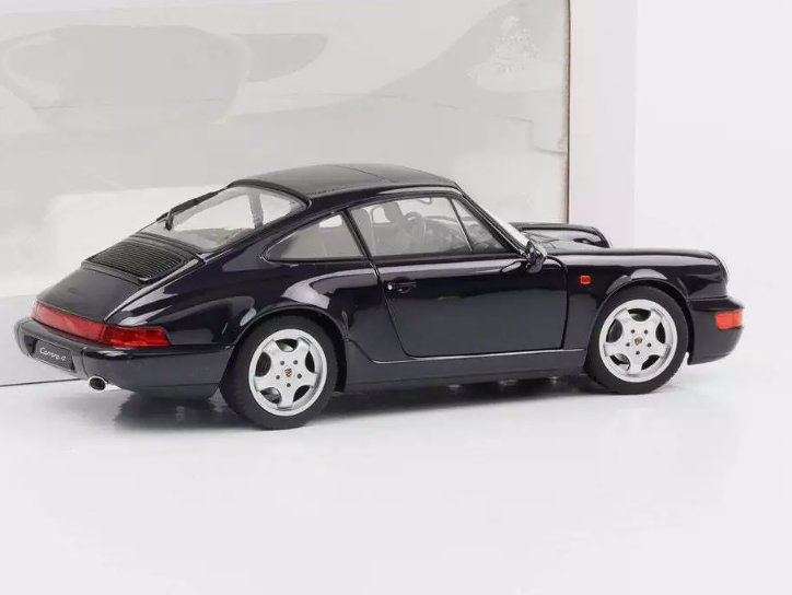 Модель автомобиля Norev Porsche 911/964 Carrera 4 Coupe 1:18 Dark Blue (187324) - фото 4 Модель автомобиля Norev Porsche 911/964 Carrera 4 Coupe 1:18 Dark Blue (187324) - фото 4