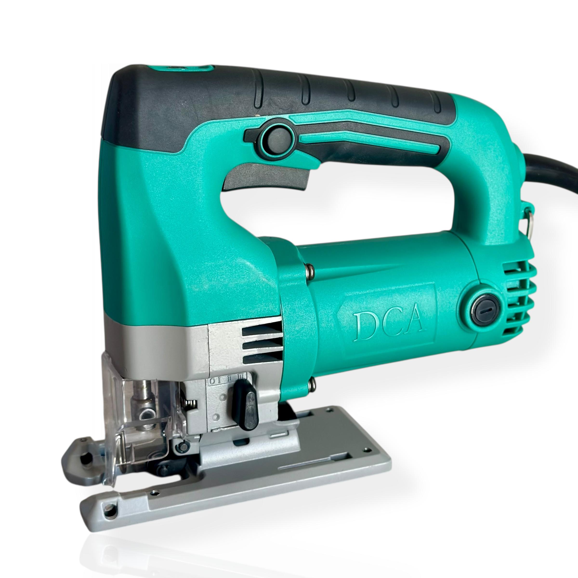 Электролобзик DCA 600 Вт с маятниковым ходом (AMQ65K)