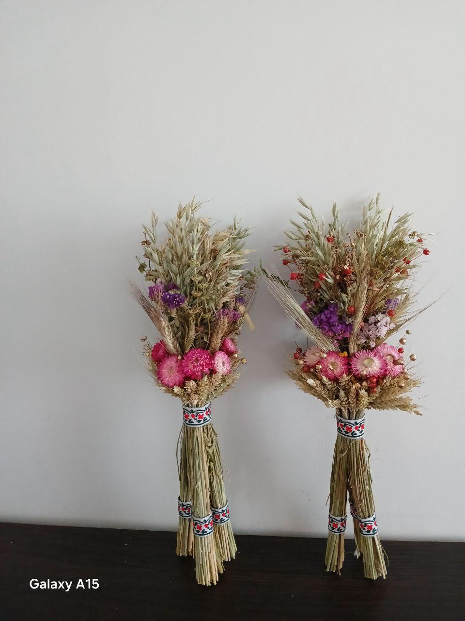 Дидух рождественский из колосья пшеницы/льна и овса на трех ножках 35-40 см с лентой вышиванкой Черный (2822701416) - фото 8 Дидух рождественский из колосья пшеницы/льна и овса на трех ножках 35-40 см с лентой вышиванкой Черный (2822701416) - фото 8