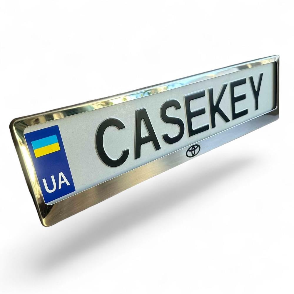 Авторамка метелическая с гравировкой Toyota (toramkaza2)