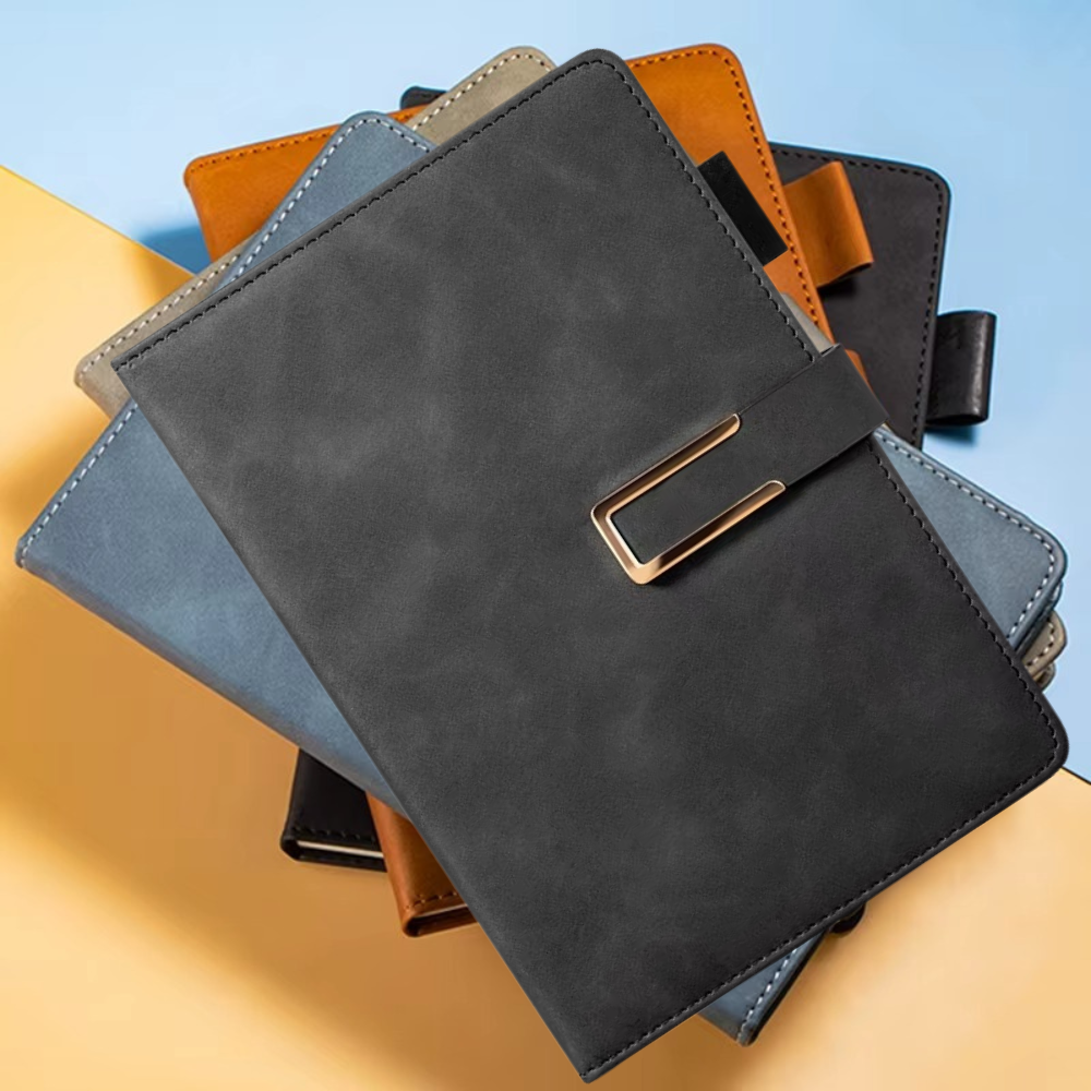 Дневник планер с ручкой на 100 листов в мягкой обложке формат А5 Черный - фото 6