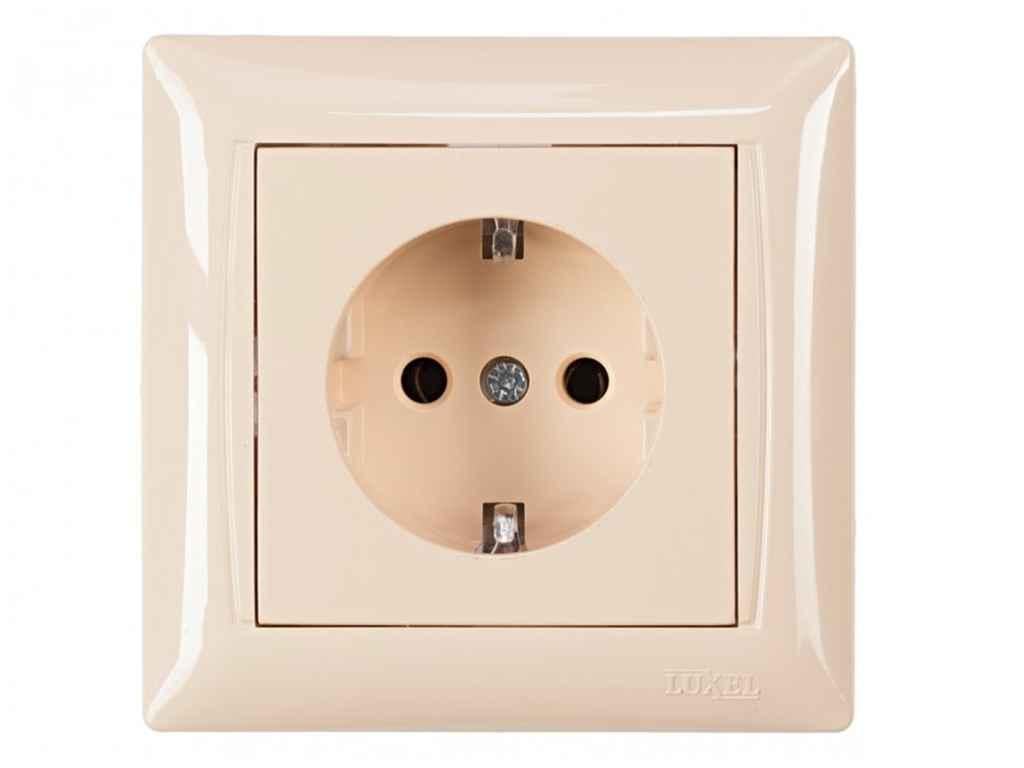 Розетка Luxel с заземлением PRIMERA 3304 (1017624)
