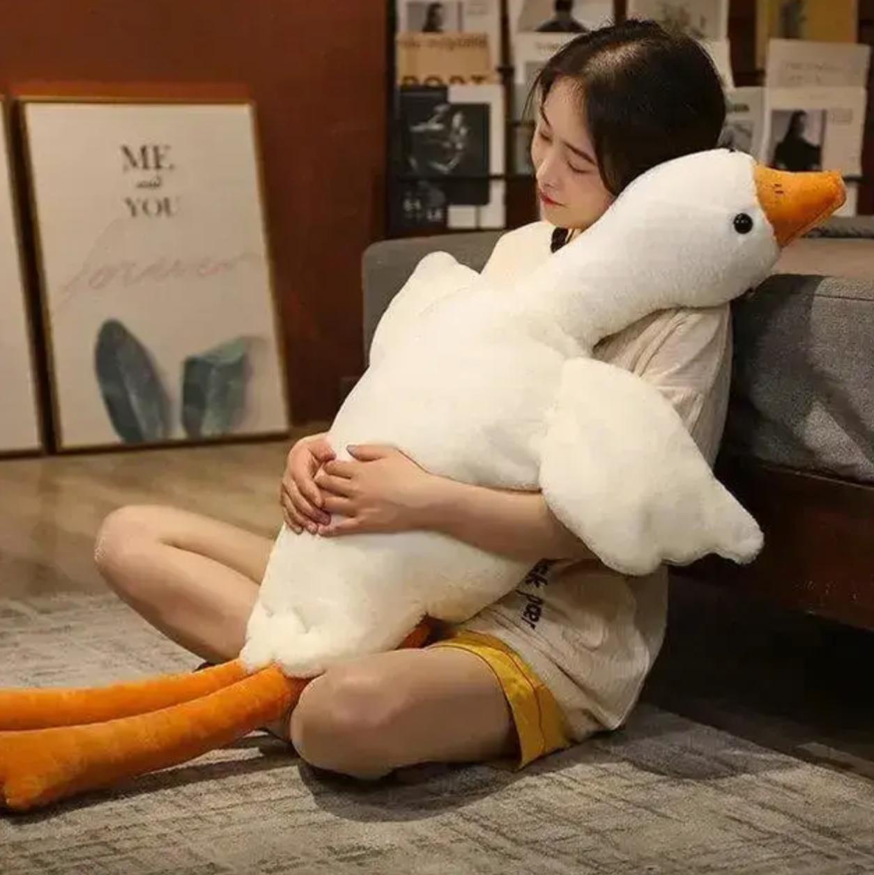 М'яка іграшка-обіймашка Гусак 110 см Білий (23116769) - фото 2 М'яка іграшка-обіймашка Гусак 110 см Білий (23116769) - фото 2