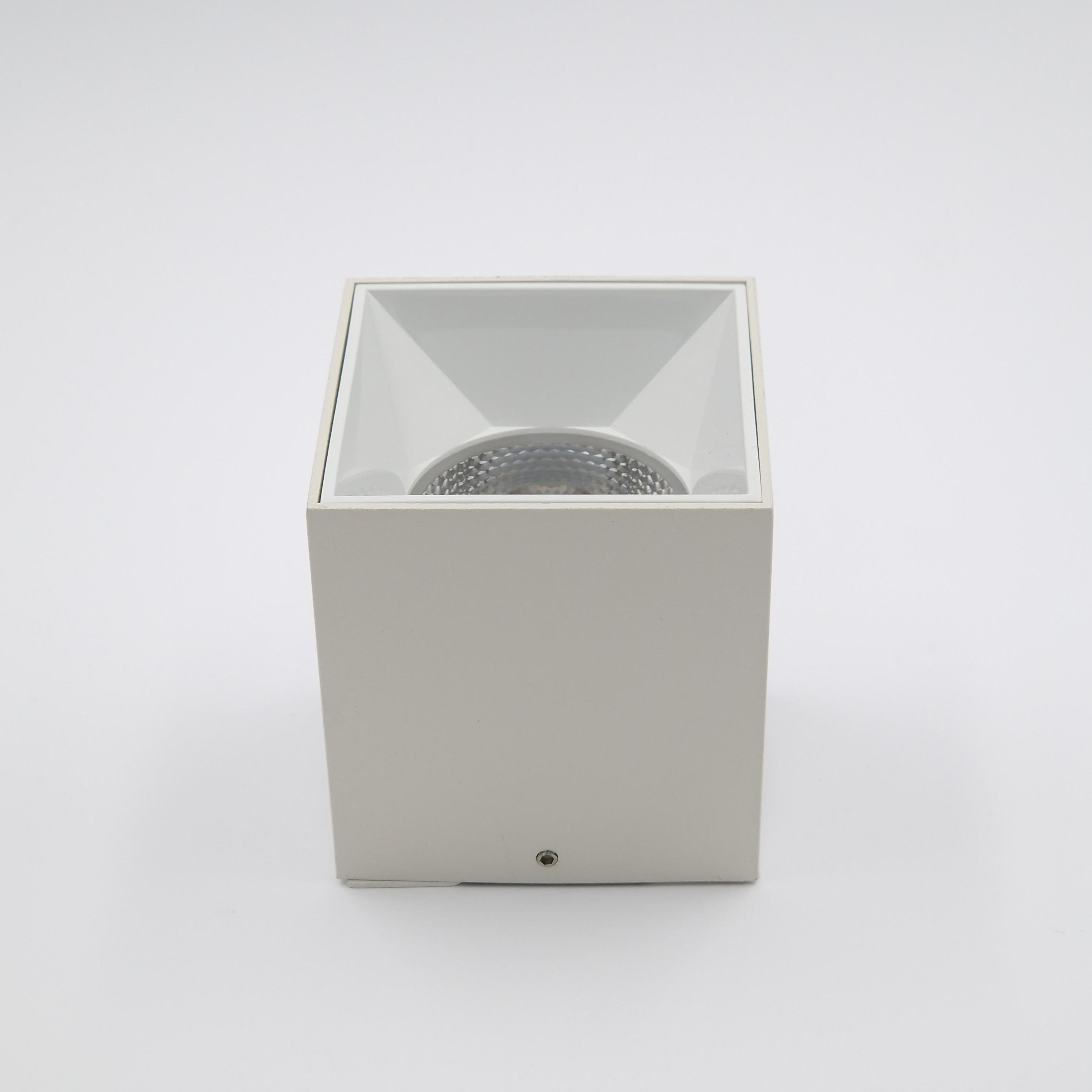 Светильник накладной Light Club 7 Вт 3000 К IP20 точечный Белый (LTR617AS-7-3-W)