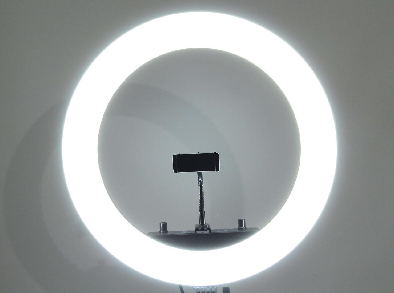 Кольцевая лампа Ring Light HQ-18 55W SMD PRO светодиодная усиленный штатив - фото 4 Кольцевая лампа Ring Light HQ-18 55W SMD PRO светодиодная усиленный штатив - фото 4