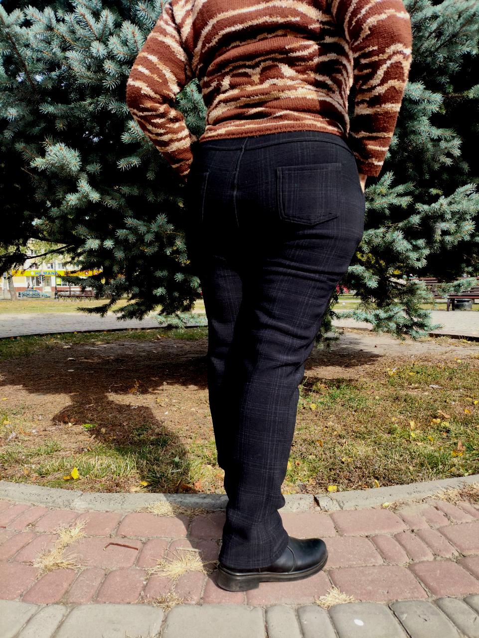 Штани жіночі в клітинку 2111 теплі на флісі р. 52 Чорний (2772445987) - фото 7