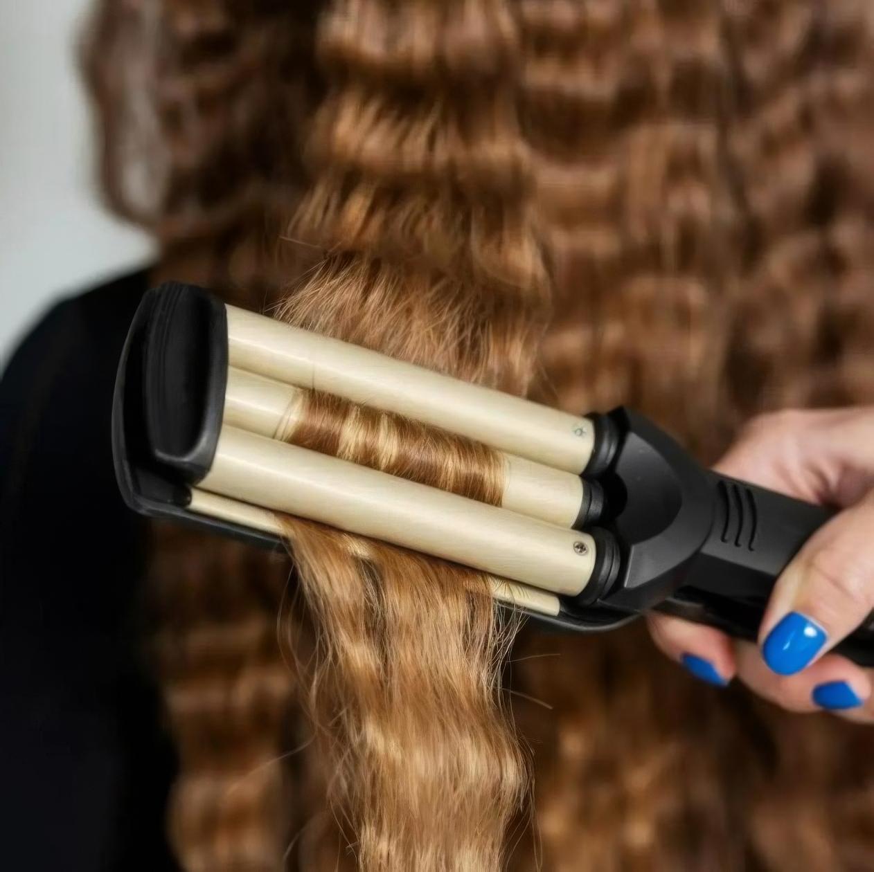 Плойка для волосся потрійна Kemei KM-2022 55W Чорно-золотий (1010069-Other-2) - фото 3 Плойка для волосся потрійна Kemei KM-2022 55W Чорно-золотий (1010069-Other-2) - фото 3