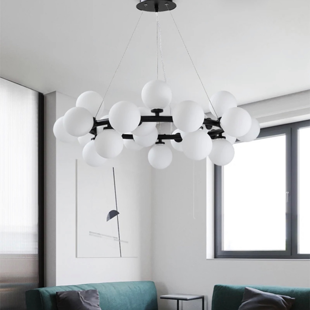 Люстра плафонами-шарами разного диаметра Белый (SGJ 7/15 BK)