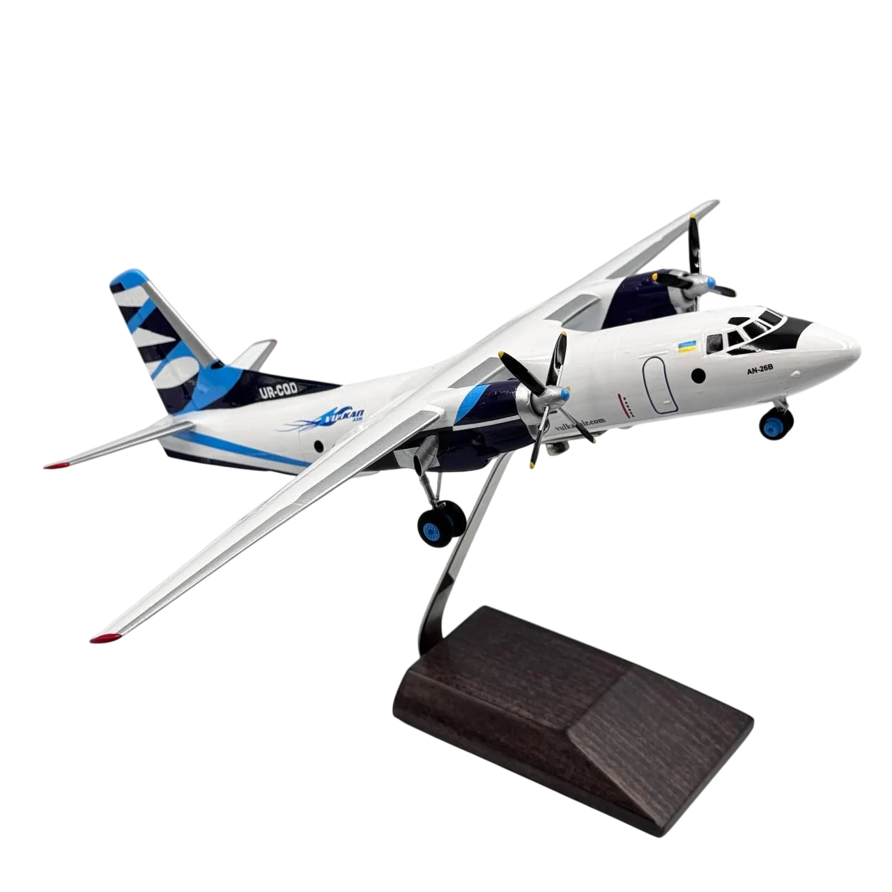 Модель літака Antonov An-26 "Vulkan Air" UR-CQD 1:72 (721018)