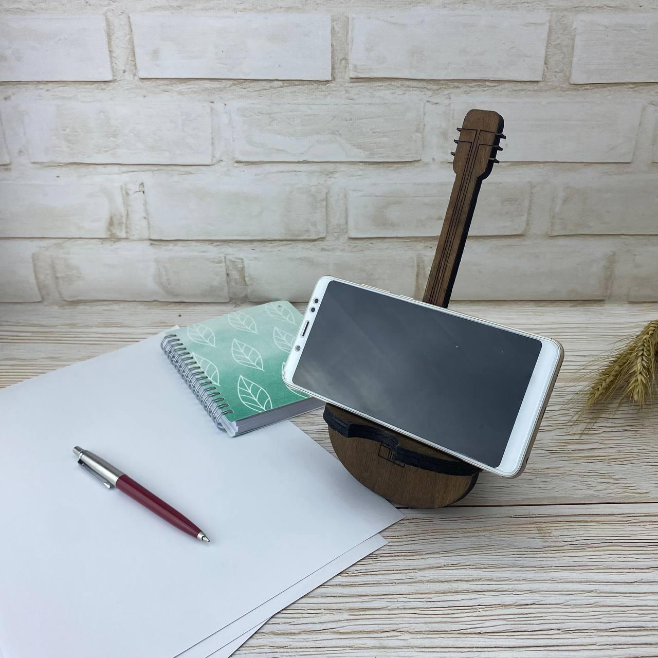 Підставка для телефону настільна Гітара з фанери (21051539) - фото 3 Підставка для телефону настільна Гітара з фанери (21051539) - фото 3