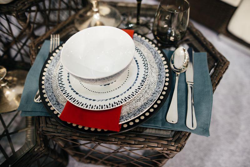 Тарілка підставна Bastide Galaxy з кераміки із сучасним дизайном 31 см Чорний (269059-1) - фото 7