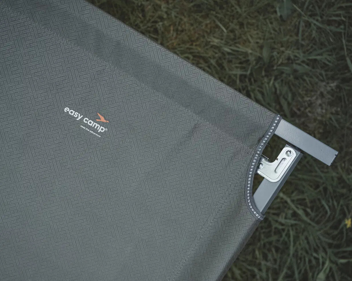 Ліжко розкладне Easy Camp Larch Bed до 110 кг (931613) - фото 5 Ліжко розкладне Easy Camp Larch Bed до 110 кг (931613) - фото 5