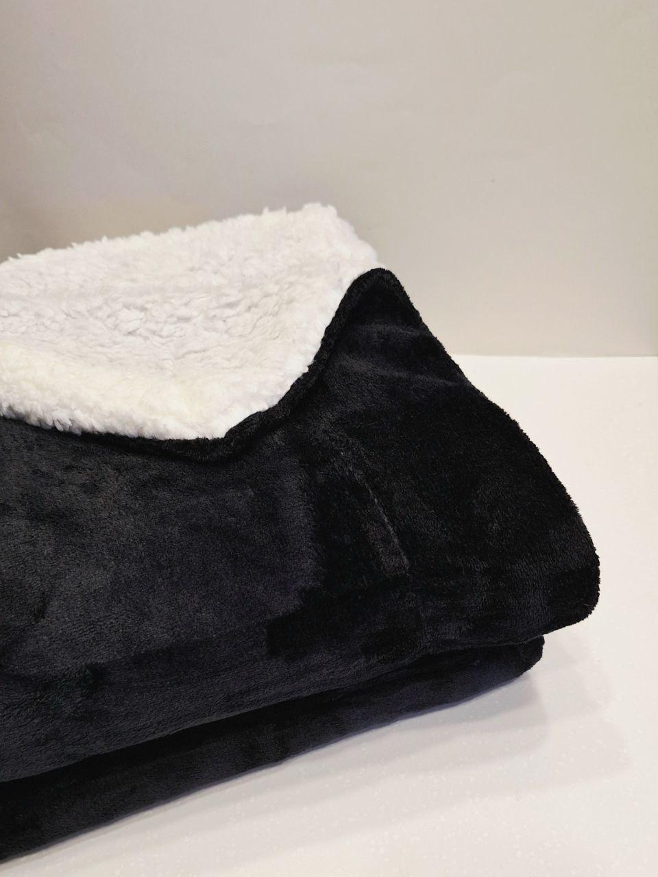 Плед двухсторонний на овчине MIULEE 150x200 см Черный с белым (1349) - фото 4 Плед двухсторонний на овчине MIULEE 150x200 см Черный с белым (1349) - фото 4