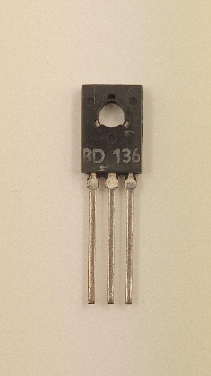 Транзистор BD136 pnp 45V 1,5A 12,5W >50MHz TO-126 (27977)