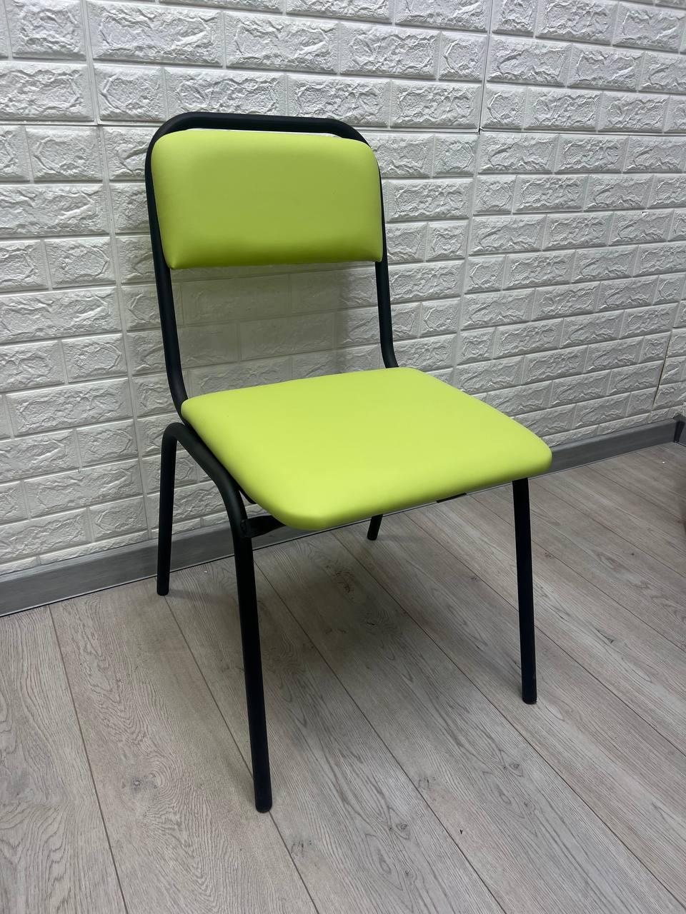Офісний стілець Visitor тканина для зони очікування 45х47х81 см Салатовий (28374695) - фото 2 Офісний стілець Visitor тканина для зони очікування 45х47х81 см Салатовий (28374695) - фото 2