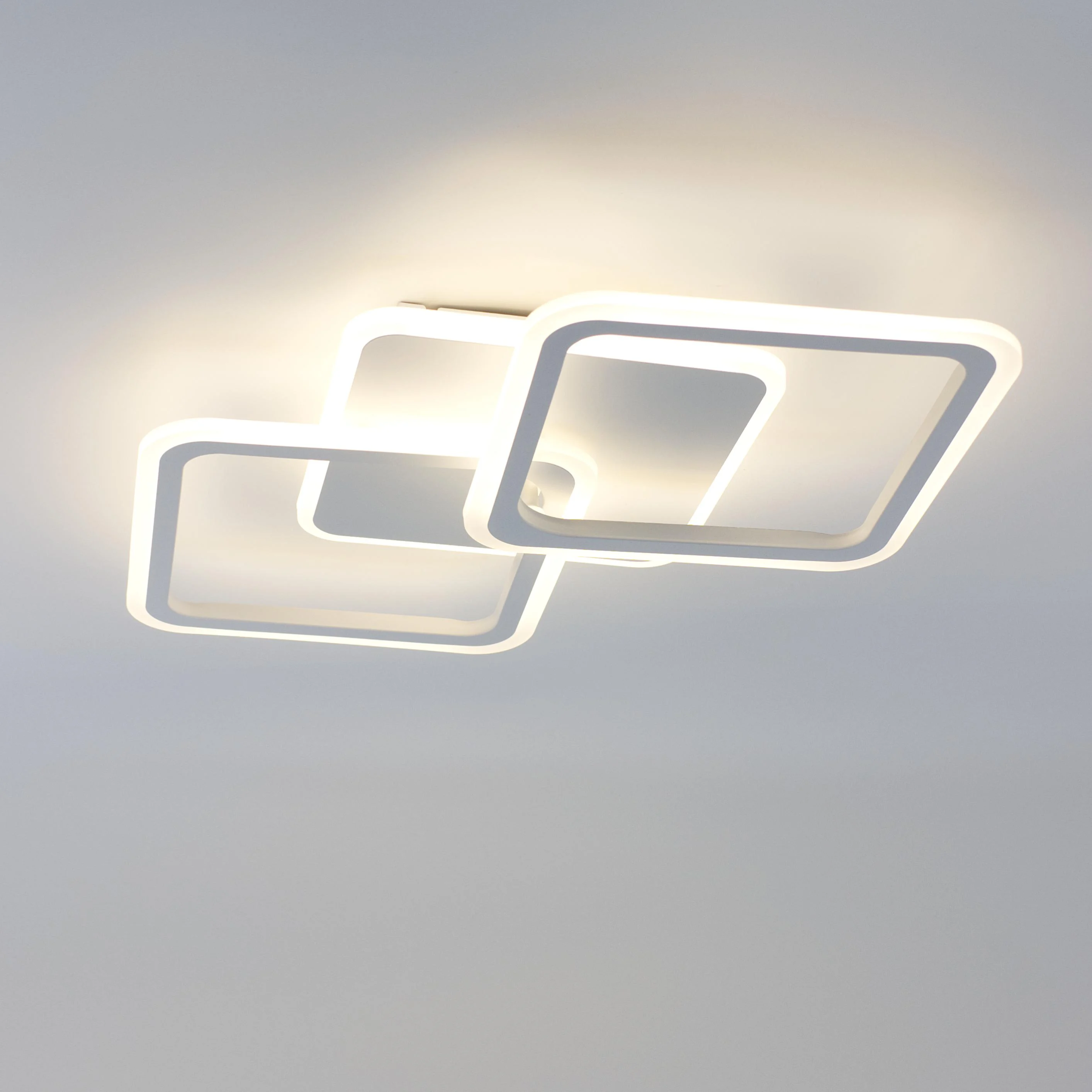 Люстра ESLLSE MOKA 3S LED 62 Вт 550x310x72 мм Білий (10646)