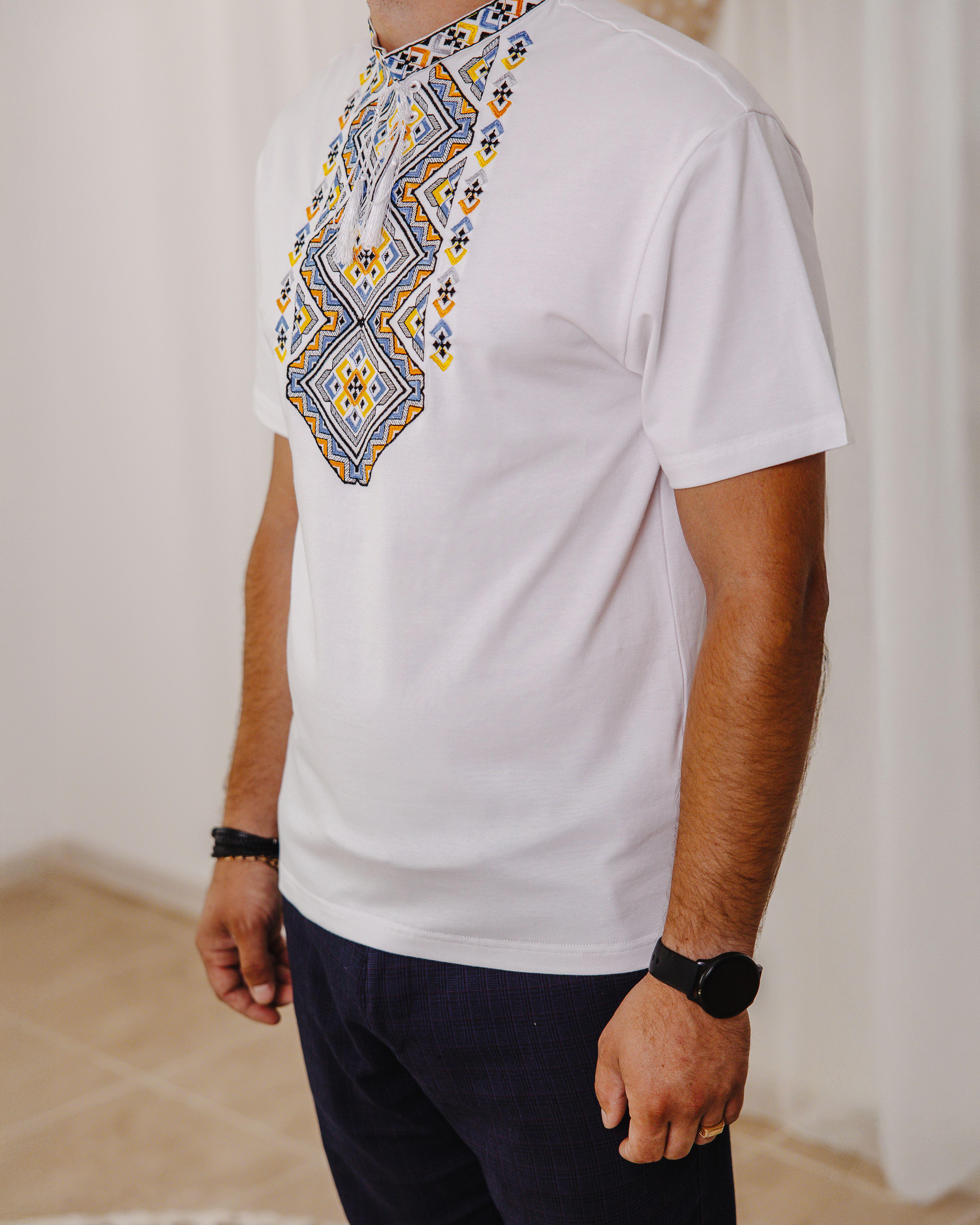 Мужская футболка с вышивкой Этника M Белый (0002353-M) - фото 4 Мужская футболка с вышивкой Этника M Белый (0002353-M) - фото 4