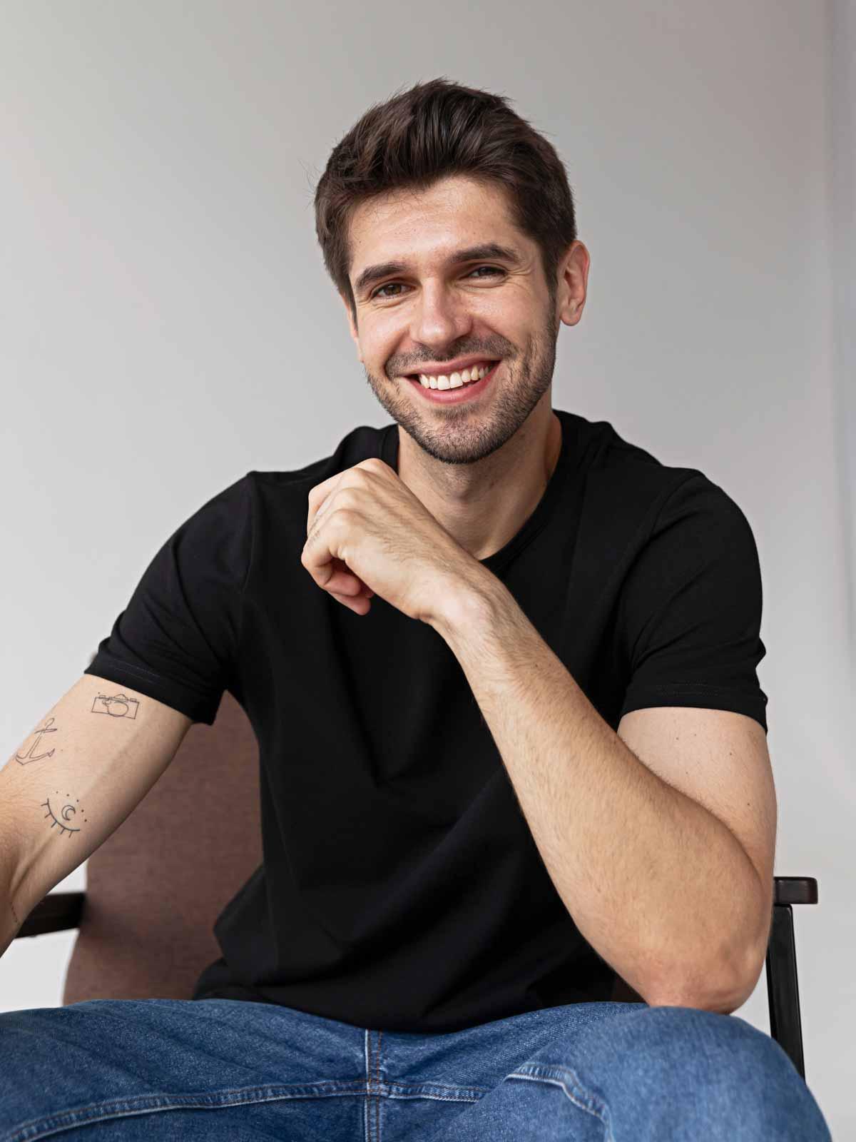 Футболка чоловіча FROMUS XXL Чорний (1041-2) - фото 2 Футболка чоловіча FROMUS XXL Чорний (1041-2) - фото 2