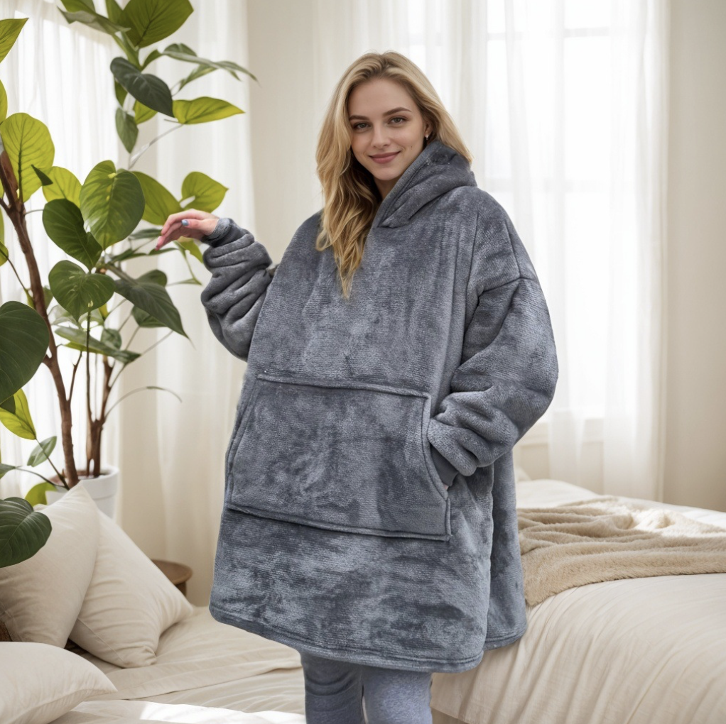 Худи-плед с рукавами и капюшоном Huggle Hoodie оверсайз теплый с большим карманом для рук Серый (Е500185) - фото 1 Худи-плед с рукавами и капюшоном Huggle Hoodie оверсайз теплый с большим карманом для рук Серый (Е500185) - фото 1