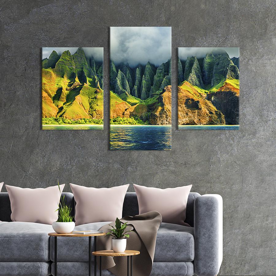 Модульная картина на холсте Триптих Высокие острые скалы 96x60 см (607-32)