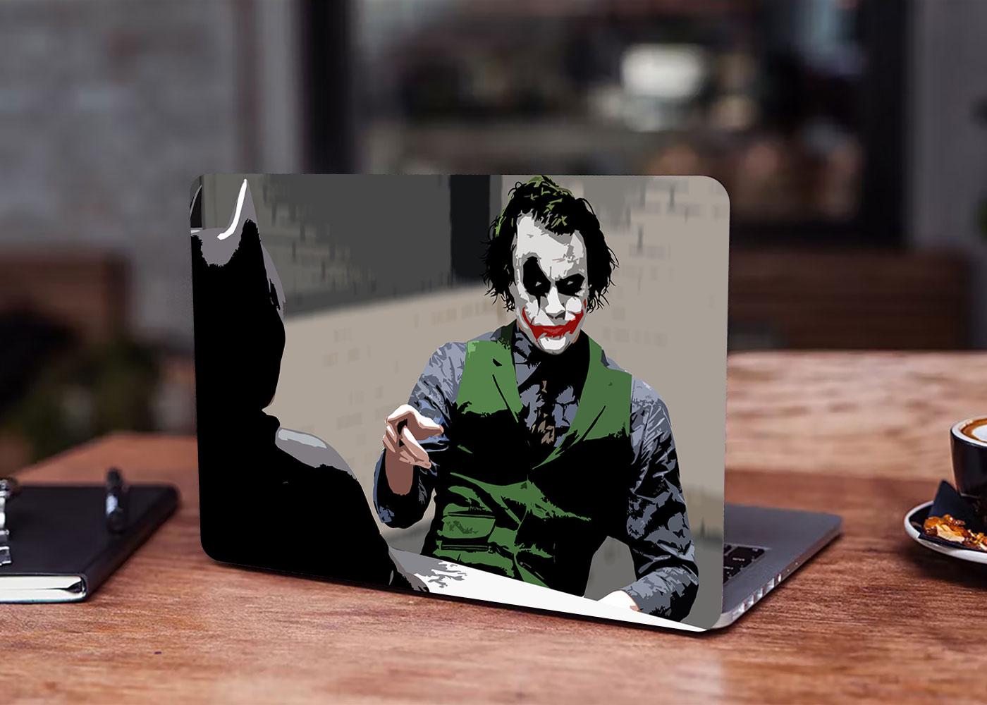 Декоративна наклейка на ноутбук 17,3" Batman and Joker 400х260 мм (100619_17) Декоративна наклейка на ноутбук 17,3" Batman and Joker 400х260 мм (100619_17)