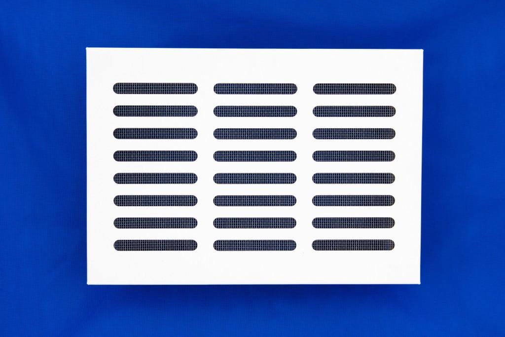 Решетка вентиляционная 17х24 см Белый (462)